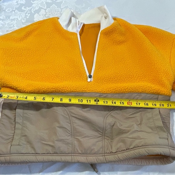 Fabletics Mallory Fleece Colorblock crop half zip yellow & Khaki Pullover, Sz M - Picture 7 of 9